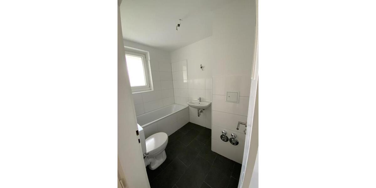 Etagenwohnung Remscheid Lüttringhausen - 2 Zimmer, 51 m&sup2;, 449&euro; | Angebot:26042957