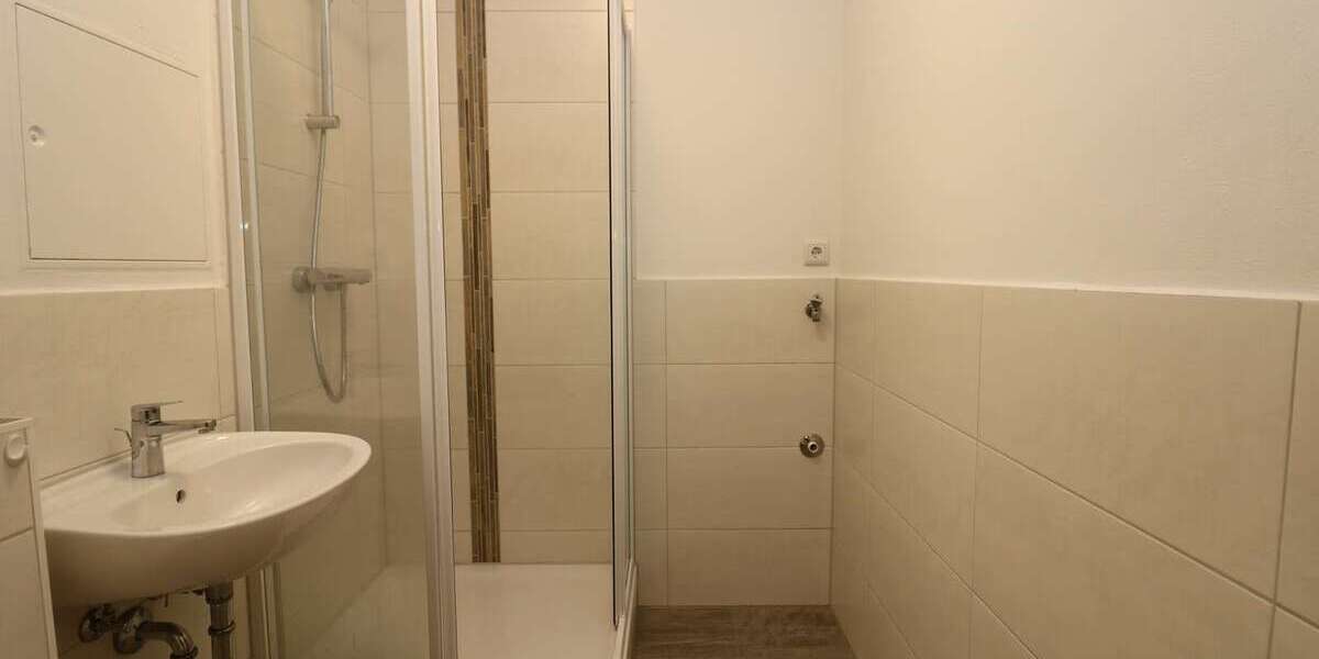 Wohnung zum Mieten in Freiberg 279 € 32.31 m² 1 zimmer