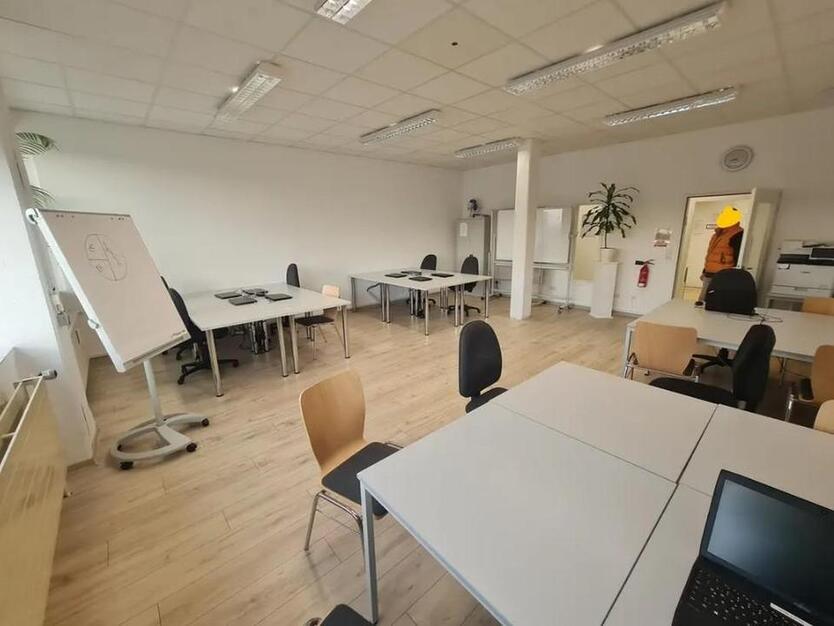 Ansprechende Büroflächen in 55128 Ingelheim, flexibel aufteilbar