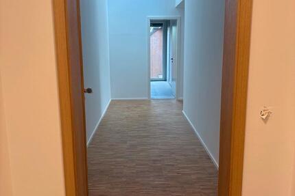 Exklusive 79m2 Wohnung inkl. Küche und Stellplatz von privat 2 zimmer