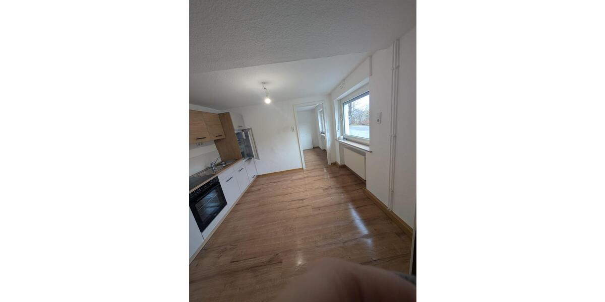 Etagenwohnung Bestwig - 1 Zimmer, 25 m&sup2;, 240&euro; | Angebot:25173280