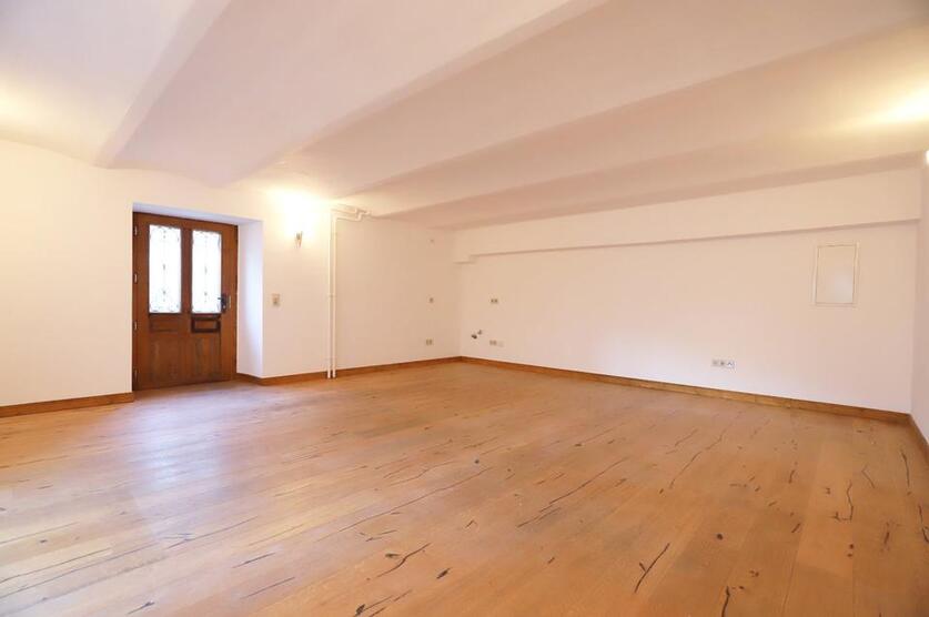 *Waldrach* gemütliche 3 ZKB Erdgeschoßwohnung in historischem Wohnhaus!