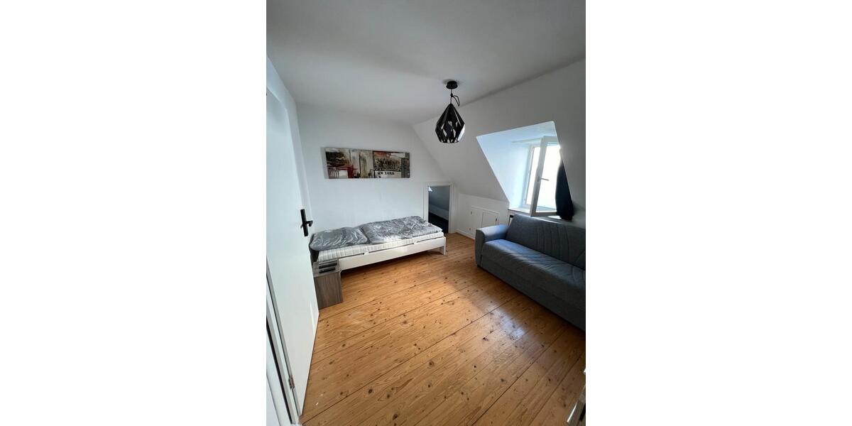 Wohnen auf Zeit Lingen (Ems) Damaschke - 5 Zimmer, 200 m&sup2;, 20&euro; | Angebot:16832197