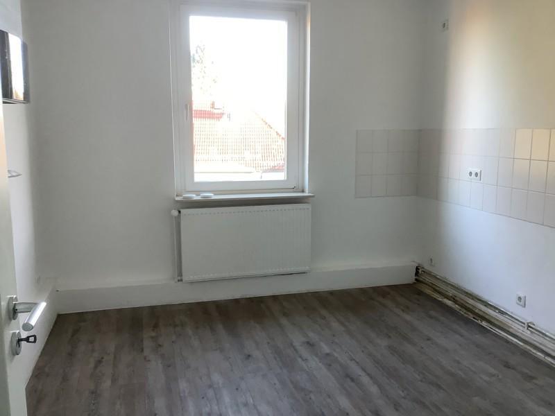 Schöne Wohnung in zentraler Lage zimmer
