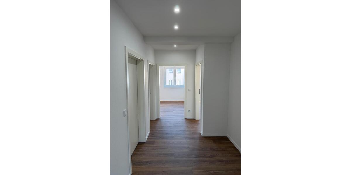 Etagenwohnung Mönchengladbach Süd - 5 Zimmer, 97 m&sup2;, 1.560&euro; | Angebot:26301719