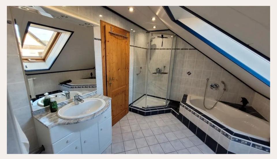 Schöne große FerienwohnungMonteurswohnung in Stanmheim 3 zimmer