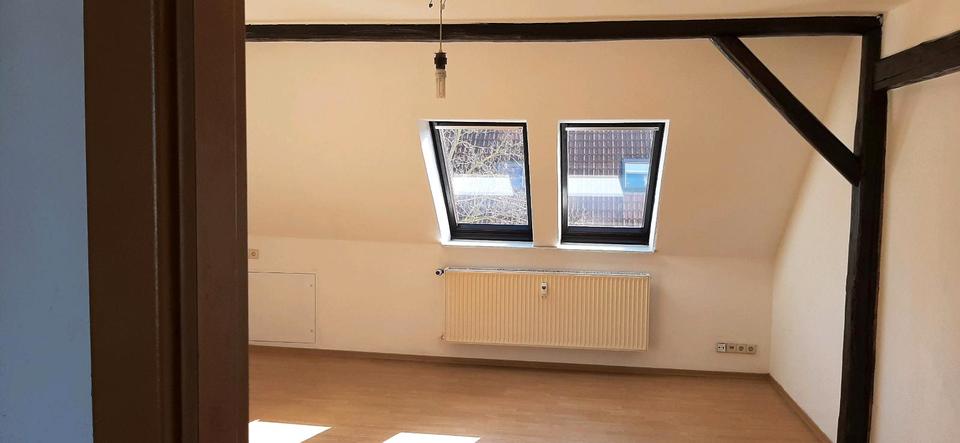 Dachgeschoßwohnung Köthen (Anhalt) - 1 Zimmer, 34 m&sup2;, 238&euro; | Angebot:26341165