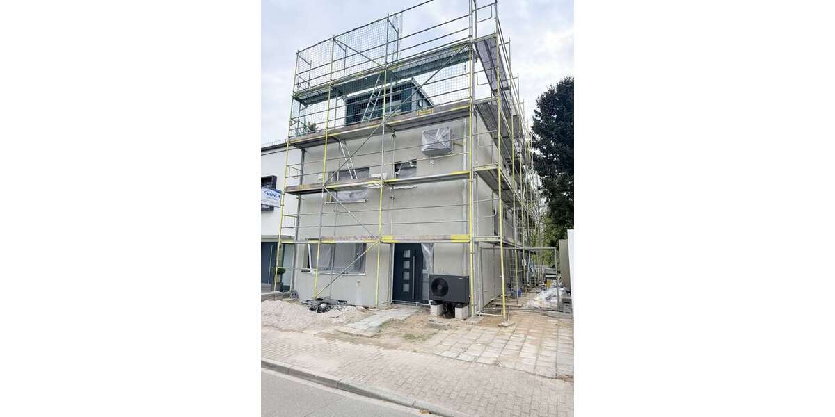 Etagenwohnung Sandhausen - 5.5 Zimmer, 160 m&sup2;, 2.460&euro; | Angebot:26177173