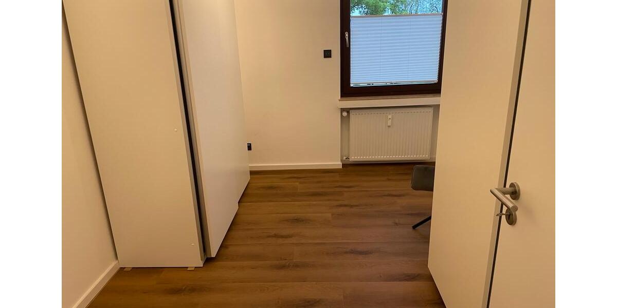 Etagenwohnung Wuppertal Gemarkung Barmen - 3 Zimmer, 90 m&sup2;, 1.250&euro; | Angebot:26692994