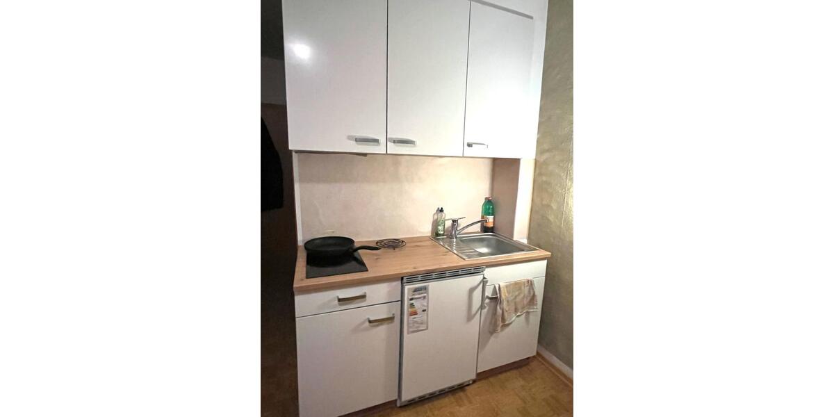 Etagenwohnung Kempten (Allgäu) Auf der Halde - 1 Zimmer, 16 m&sup2;, 350&euro; | Angebot:25138077