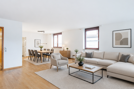 Wohnung Lörrach - 4 Zimmer, 203 m&sup2;, 1.800&euro; | Angebot:27266678