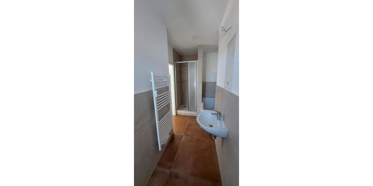 Erdgeschoßwohnung Sangerhausen - 2 Zimmer, 80 m&sup2;, 520&euro; | Angebot:26251788