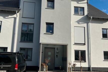 Wohnung Oestrich-Winkel Winkel - 3 Zimmer, 90 m&sup2;, 1.570&euro; | Angebot:25756771