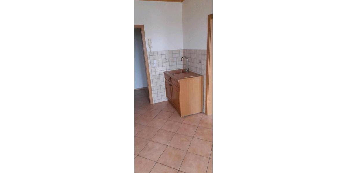 Etagenwohnung Oelsnitz (Erzgebirge) - 2 Zimmer, 47 m&sup2;, 350&euro; | Angebot:26480553