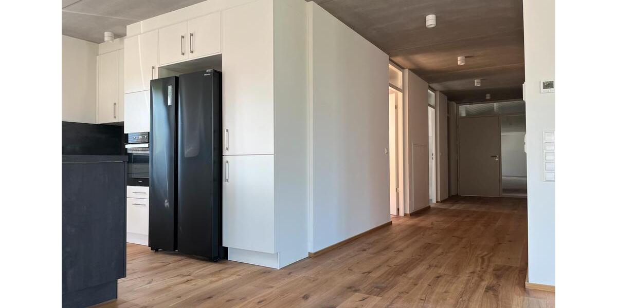 Etagenwohnung Schlier - 2 Zimmer, 100 m&sup2;, 1.400&euro; | Angebot:26639149