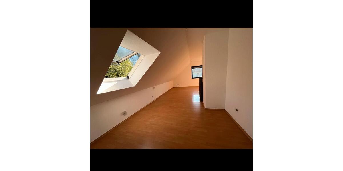 Dachgeschoßwohnung Stockach - 2 Zimmer, 56 m&sup2;, 735&euro; | Angebot:25297137