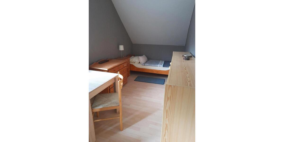 Wohnen auf Zeit Korschenbroich - 5 Zimmer, 150 m&sup2;, 15&euro; | Angebot:24756937