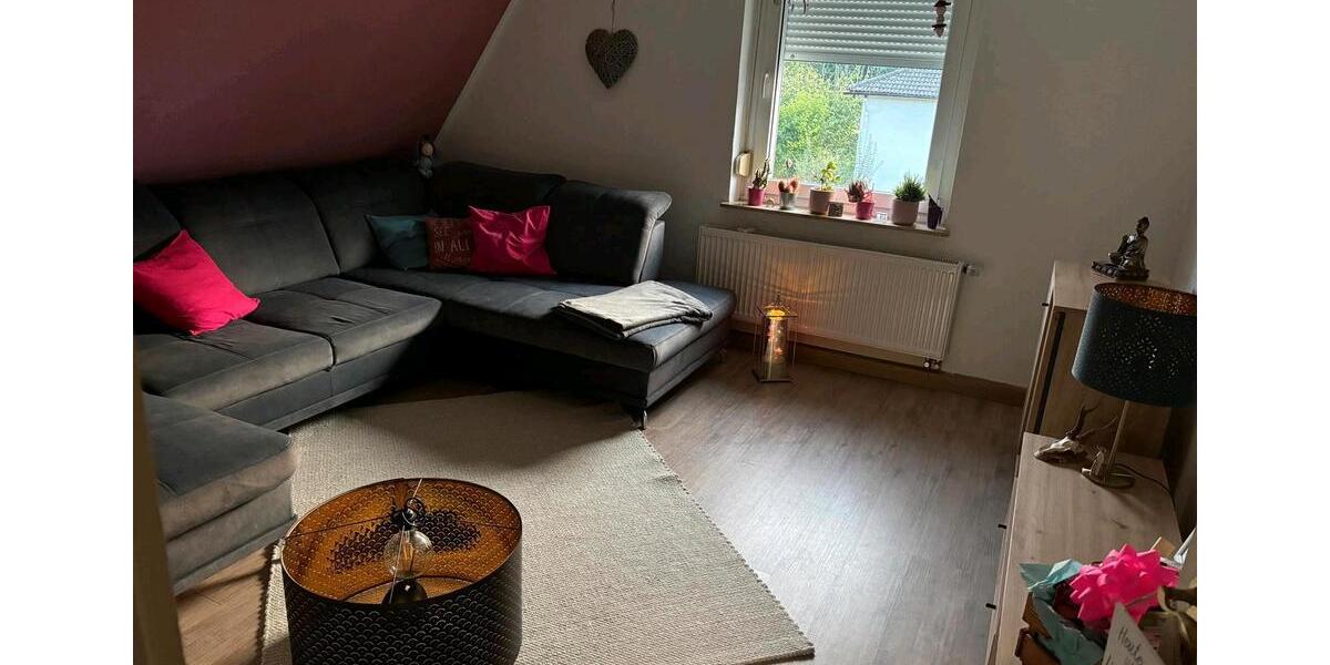Dachgeschoßwohnung Edertal - 2 Zimmer, 65 m&sup2;, 400&euro; | Angebot:25141648