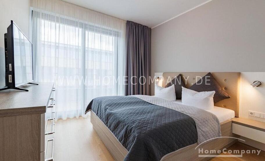 MöbliertFurnished 4-Zimmer Apartment in Dresden-Altstadt 6 Personen zimmer
