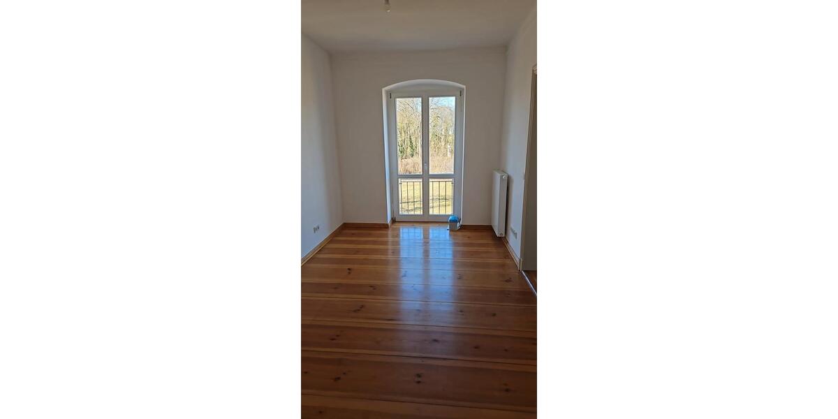 Etagenwohnung Ludwigsfelde - 2 Zimmer, 63 m&sup2;, 756&euro; | Angebot:26461995