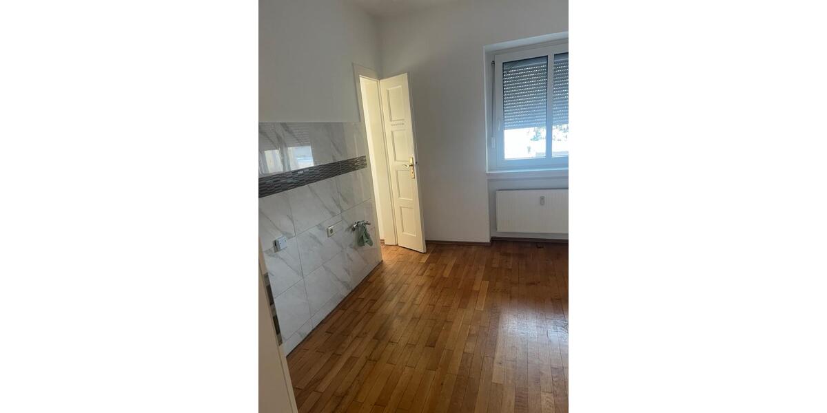 Erdgeschoßwohnung Meinerzhagen - 3 Zimmer, 70 m&sup2;, 830&euro; | Angebot:26131933