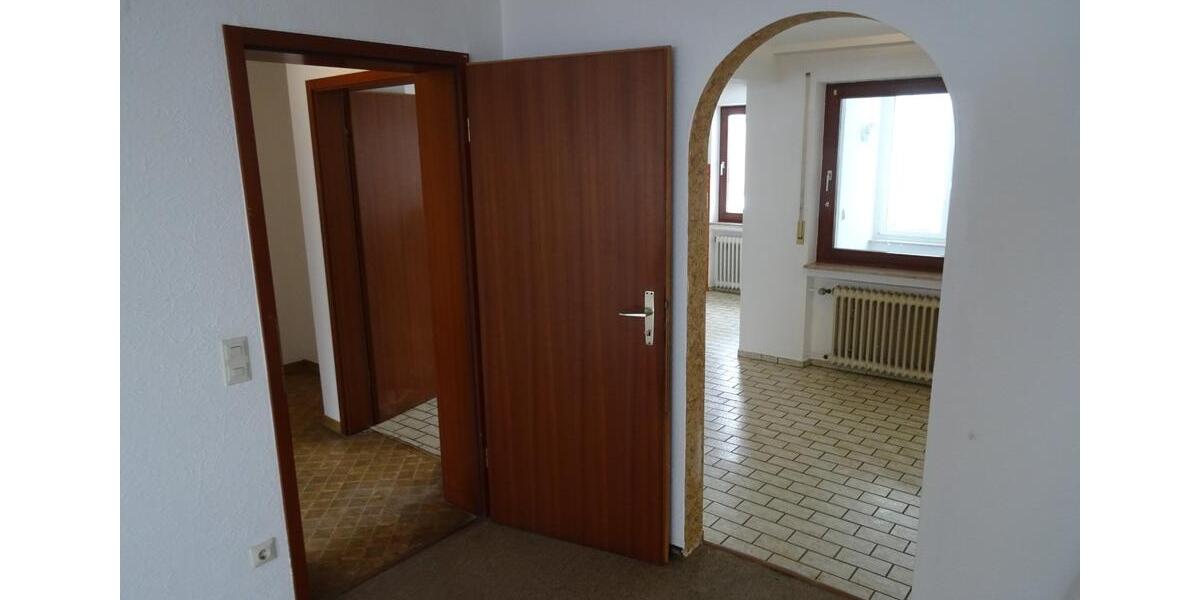 Etagenwohnung Rosenfeld - 3.5 Zimmer, 98 m&sup2;, 750&euro; | Angebot:23830718