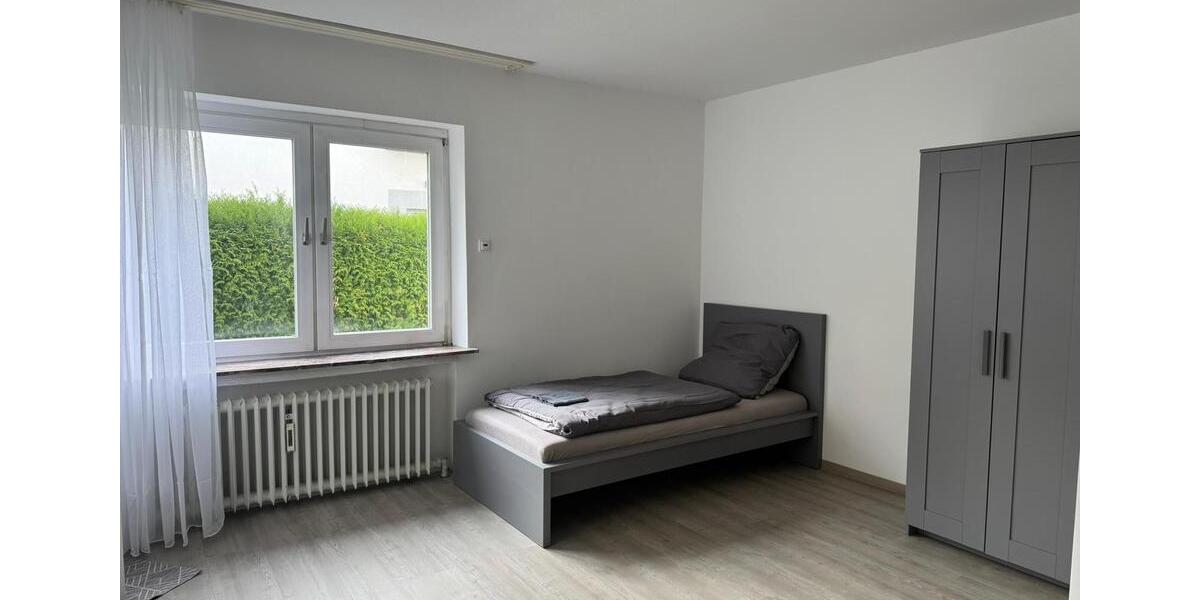 Wohnen auf Zeit Braunschweig Lehndorf-Watenbüttel - 8 Zimmer, 100 m&sup2;, 25&euro; | Angebot:26021240