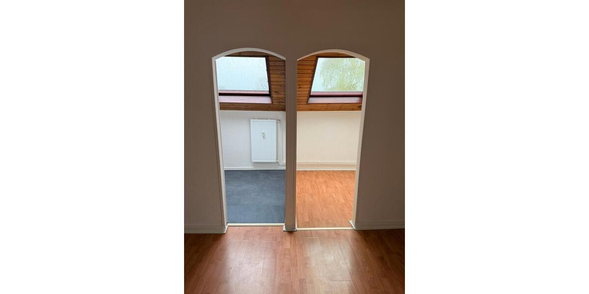 Dachgeschoßwohnung Aachen Aachen-Mitte - 2 Zimmer, 45 m&sup2;, 350&euro; | Angebot:26221214