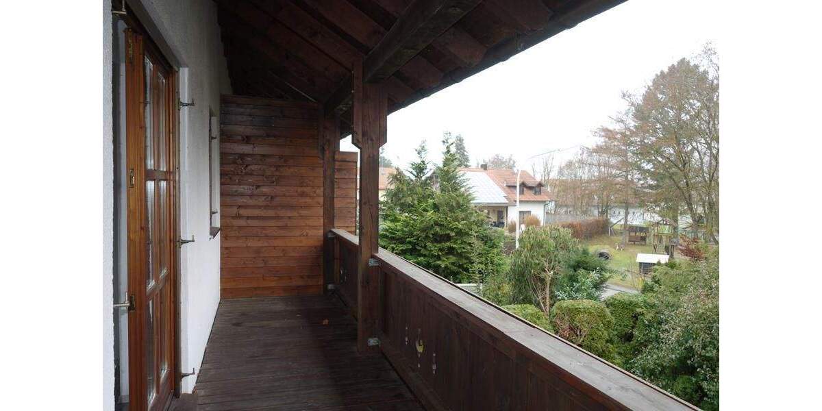 Doppelhaushälfte Laberweinting - 4 Zimmer, 163 m&sup2;, 1.000&euro; | Angebot:24529531