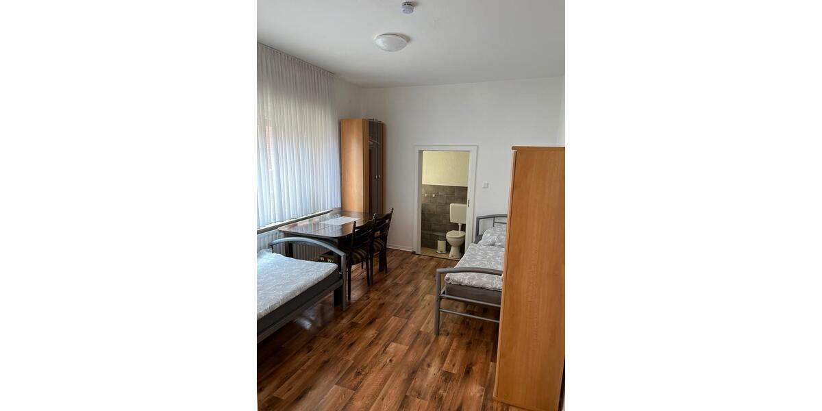 Wohnen auf Zeit Freren - 18 Zimmer, 230 m&sup2;, 16&euro; | Angebot:26287866