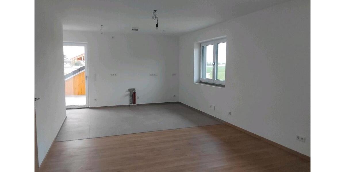 Etagenwohnung Tacherting - 5 Zimmer, 115 m&sup2;, 1.300&euro; | Angebot:26699675