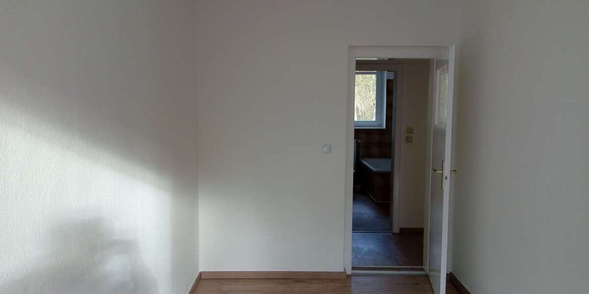 Helle, freundliche 3 Zimmer Wohnung mit EBK in der Waldsiedlung - Appartement Ziegendorf | Angebot:12503298