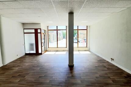 Helle und vielseitige Büroeinheit mit 121 m² in attraktiver Lage zimmer