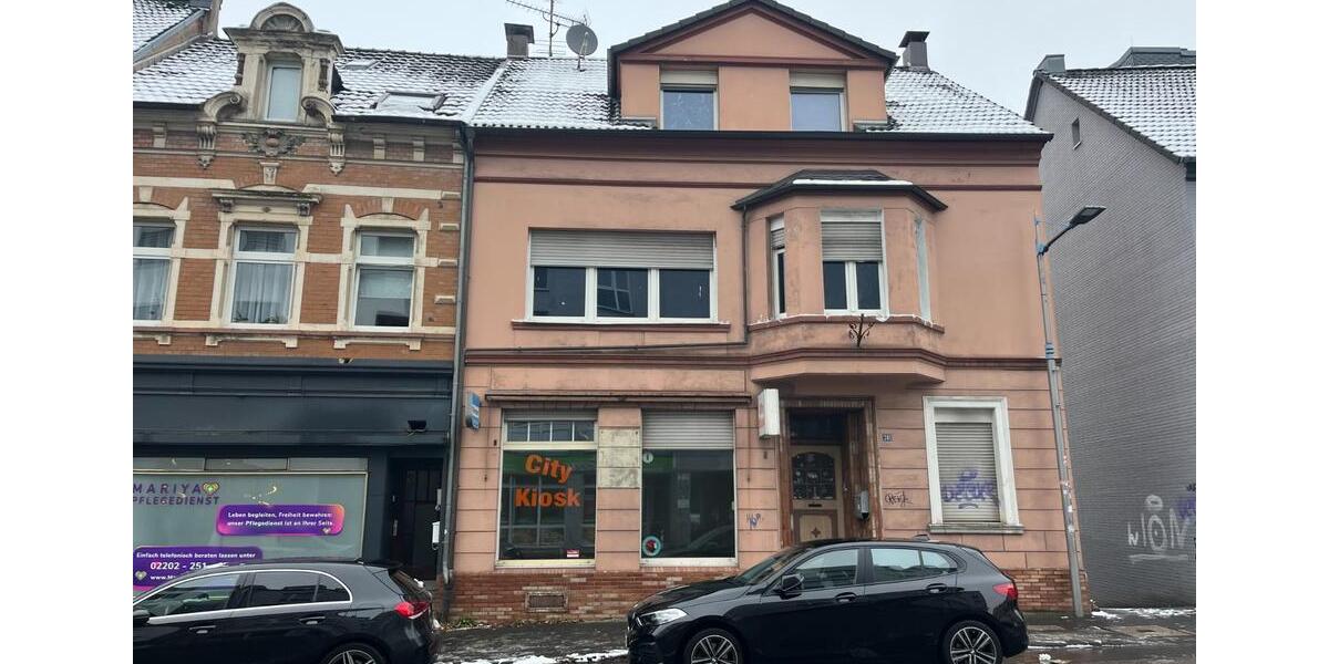 **Ladenlokal mit großer Lagerfläche im Zentrum von Bergisch Gladbach** zimmer