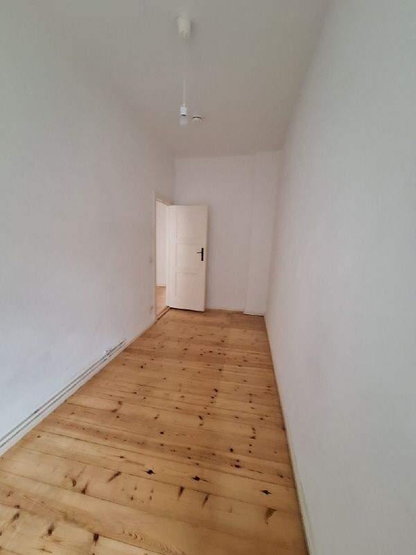 Sonniger Balkon gewünscht? 1 zimmer