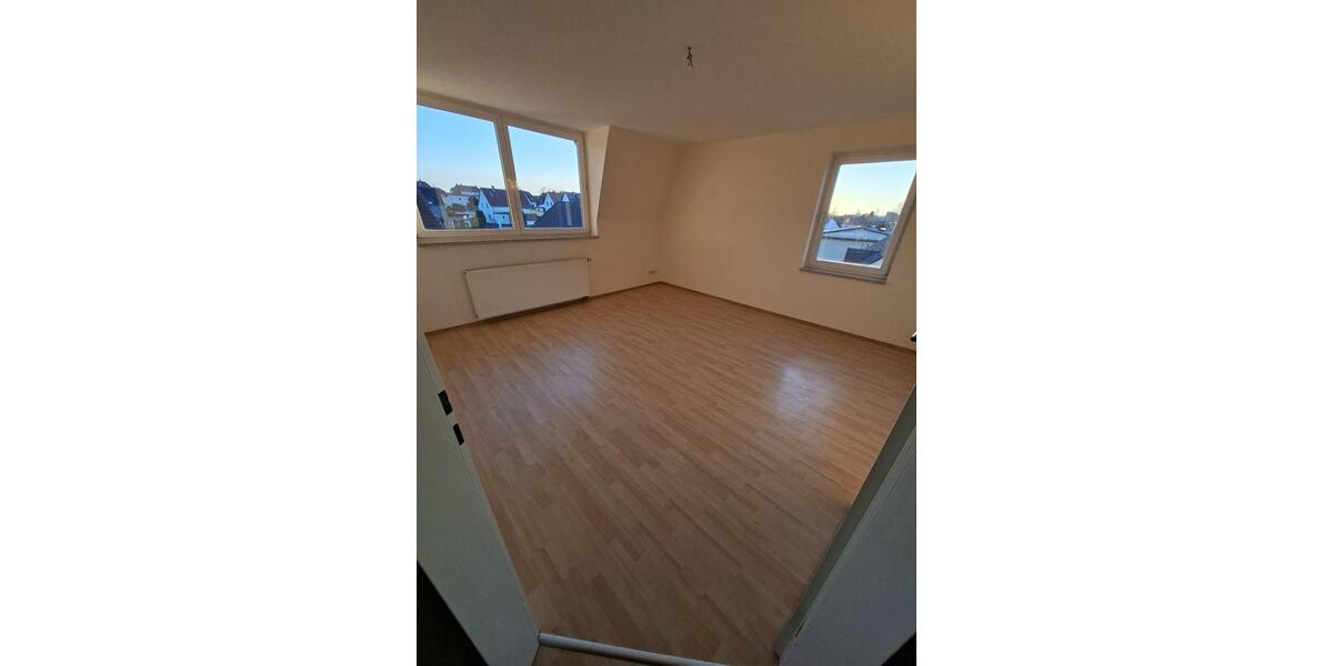 Hochparterre Groitzsch - 2 Zimmer, 52 m&sup2;, 440&euro; | Angebot:25961634