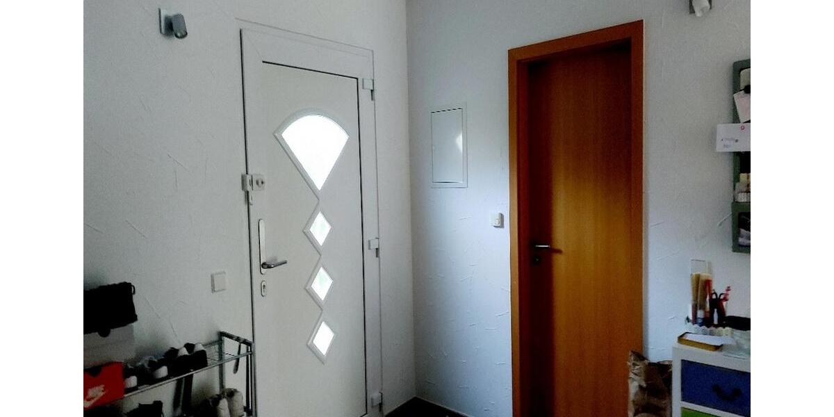 Einfamilienhaus Eislingen (Fils) - 5.5 Zimmer, 166 m&sup2;, 2.100&euro; | Angebot:25960948