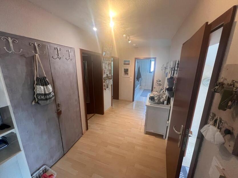 5 Zimmer Wohnung EG mit Gartennutzung