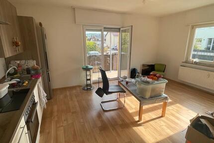Wohnung Obrigheim - 2 Zimmer, 45 m&sup2;, 650&euro; | Angebot:27593123
