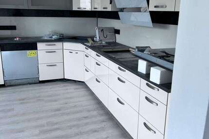 Wohnung Berg bei Neumarkt in der Oberpfalz - 3.5 Zimmer, 120 m&sup2;, 1.200&euro; | Angebot:25392221