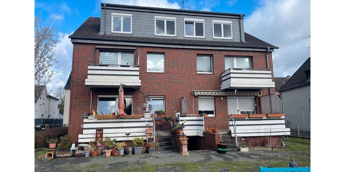 Dachgeschoßwohnung Duisburg Hamborn - 2 Zimmer, 82 m&sup2;, 758&euro; | Angebot:26562111