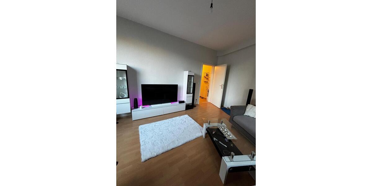 Etagenwohnung Leverkusen - 2 Zimmer, 87 m&sup2;, 800&euro; | Angebot:24796041