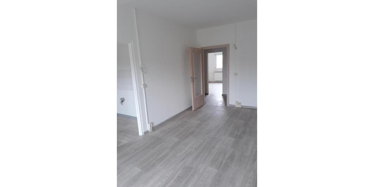 Etagenwohnung Bernburg (Saale) - 3 Zimmer, 71 m&sup2;, 495&euro; | Angebot:25251285