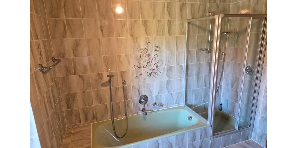 Erdgeschoßwohnung Breitengüßbach - 5 Zimmer, 128 m&sup2;, 1.250&euro; | Angebot:26409777