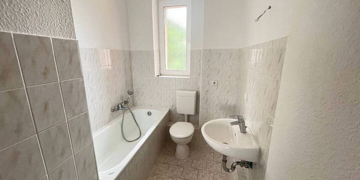 Etagenwohnung Zwickau Pölbitz - 3 Zimmer, 70 m&sup2;, 435&euro; | Angebot:26826667