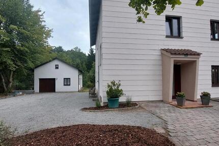 Haus Bad Birnbach Asenham - 5 Zimmer, 150 m&sup2;, 900&euro; | Angebot:26091301