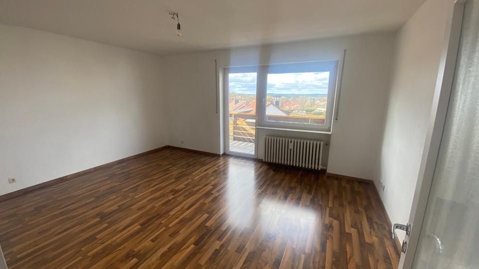 Etagenwohnung Rothenburg ob der Tauber - 3 Zimmer, 82 m&sup2;, 690&euro; | Angebot:26033212