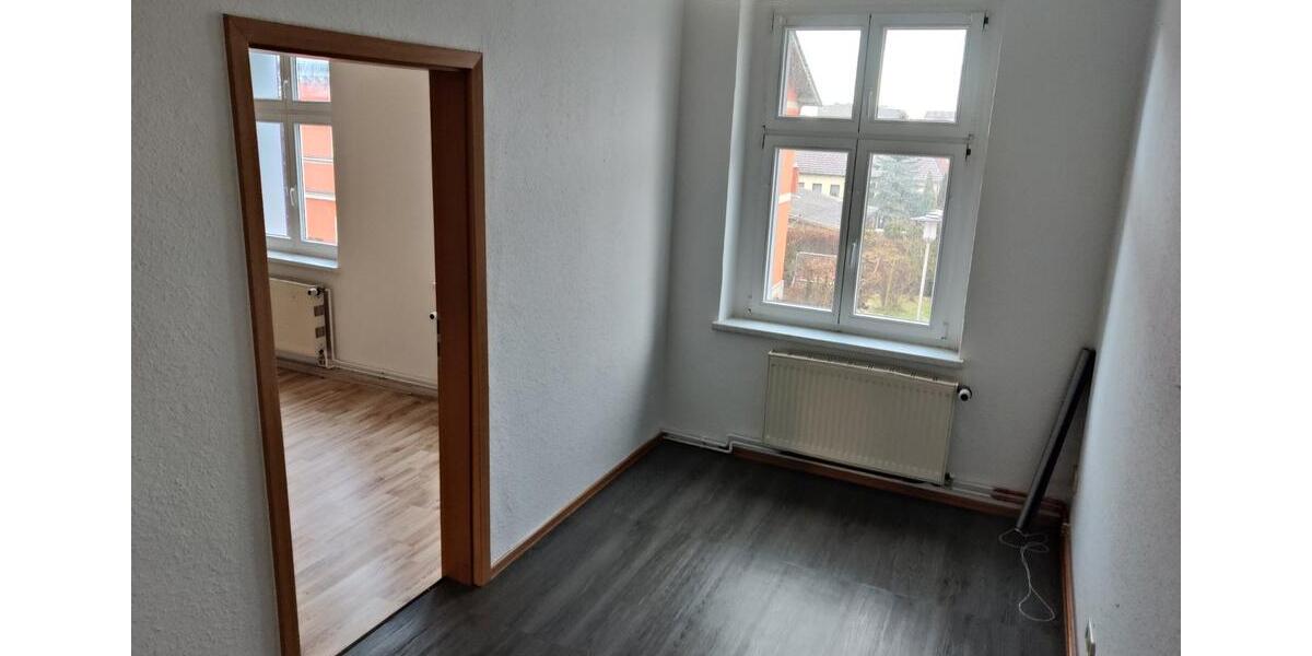 Etagenwohnung Pasewalk - 3 Zimmer, 51 m&sup2;, 310&euro; | Angebot:26255458