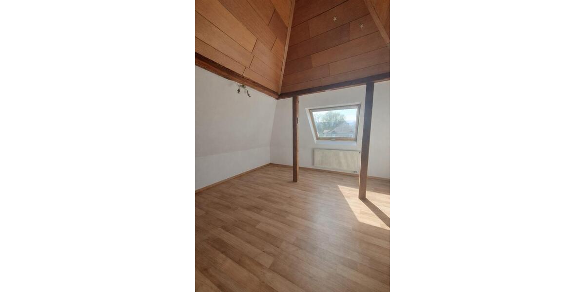 Etagenwohnung Worms Westliche Vororte - 4 Zimmer, 140 m&sup2;, 1.450&euro; | Angebot:26481101
