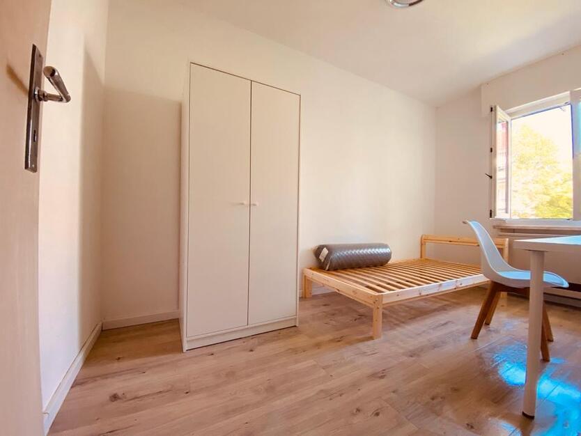 Schönes WG-Zimmer in S-Dürrlewang
